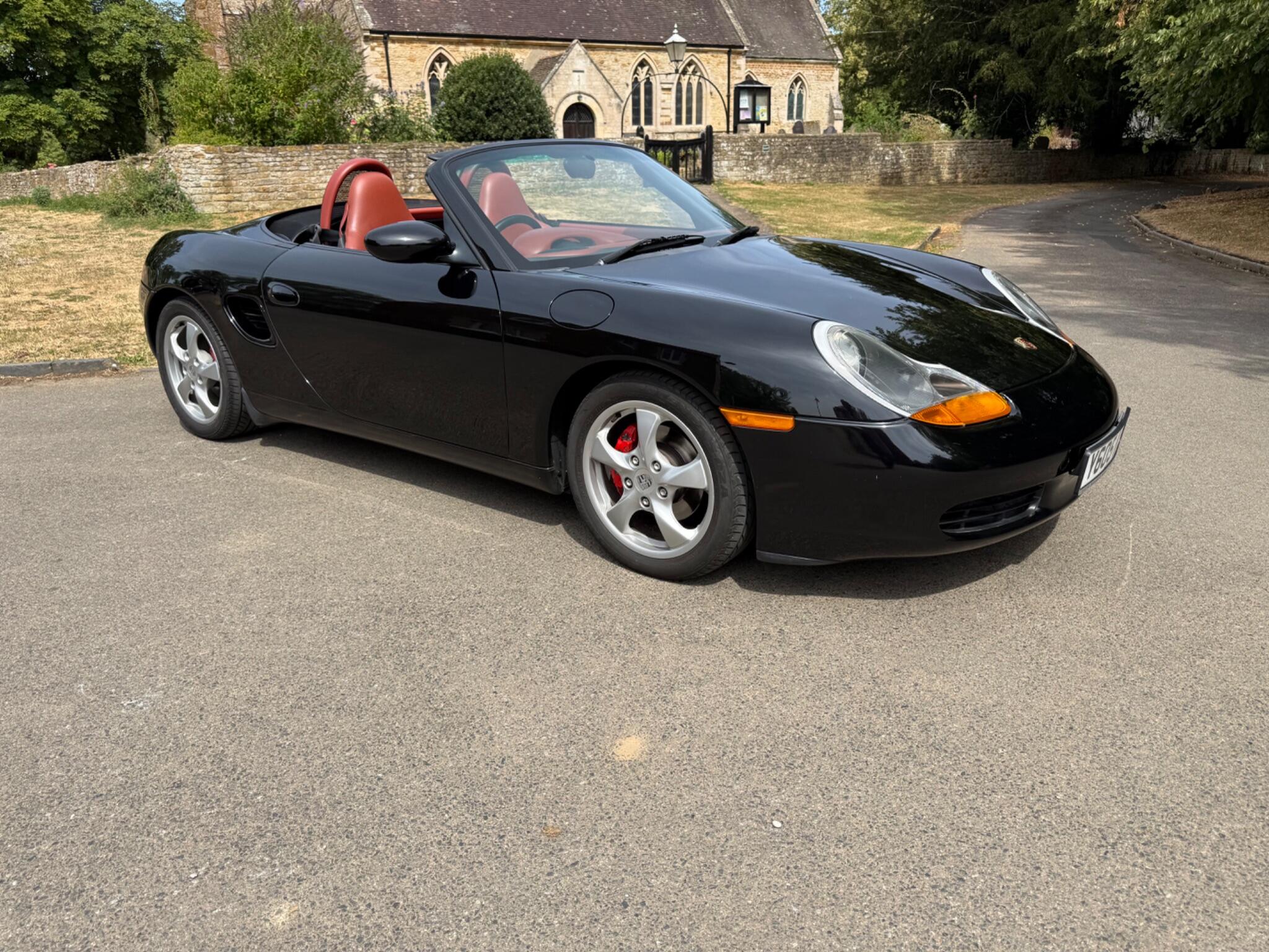 Porsche Boxster 2.7 986 2dr — photo 45 of 86